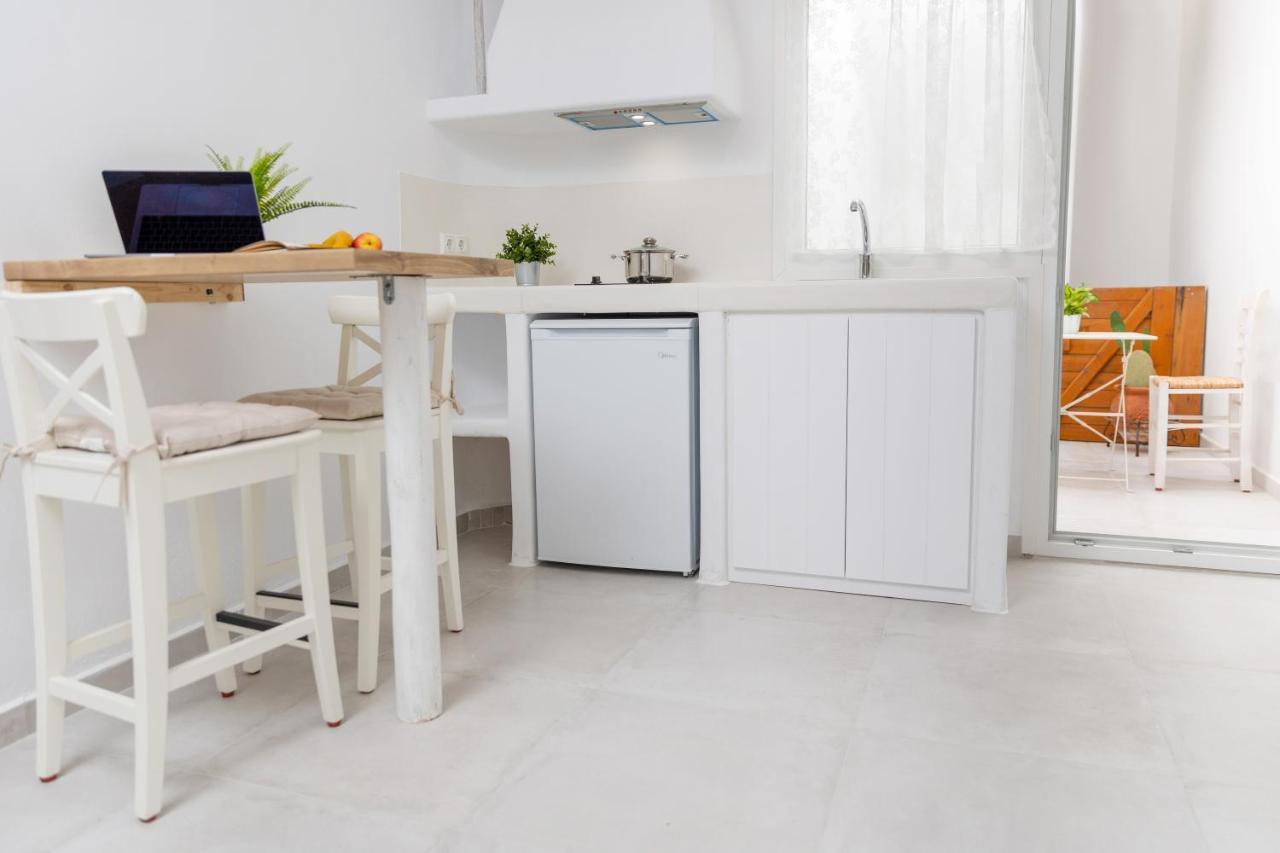 Krina Mare Boutique Hotel Naxos City エクステリア 写真